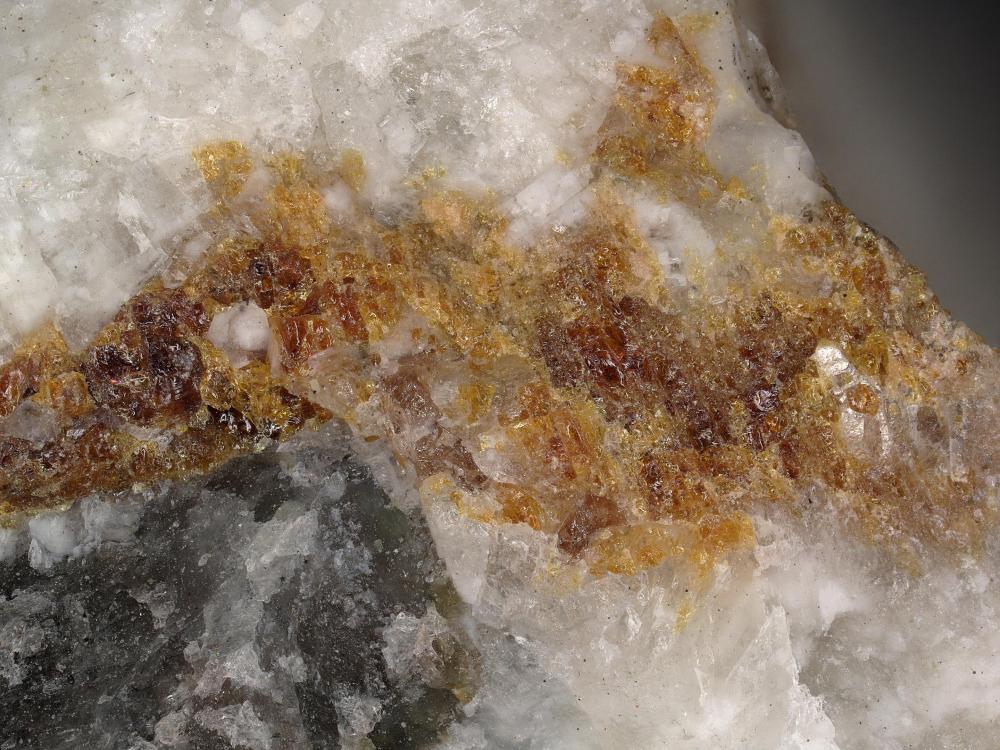 Zirsilite-(Ce)